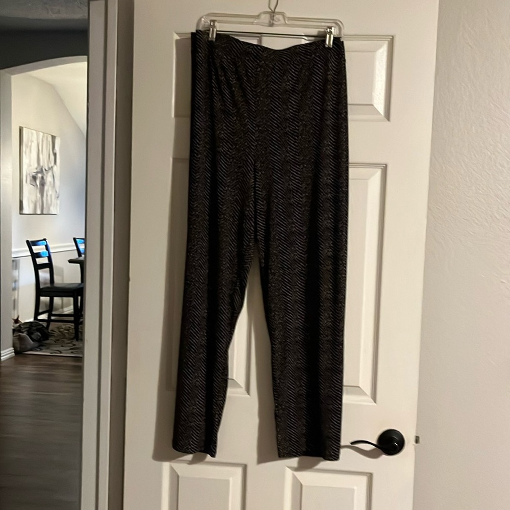 Balck/tan flowey pants - only worn twice!3X short.